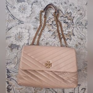 Tory Burch Kira Quilted Shoulder Bag in Tan with Gold Chain